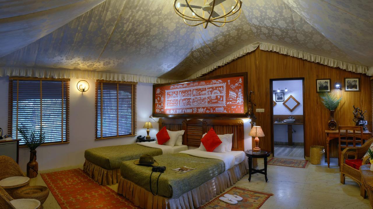 Hotel Pench Jungle Camp à Khawāsa Extérieur photo