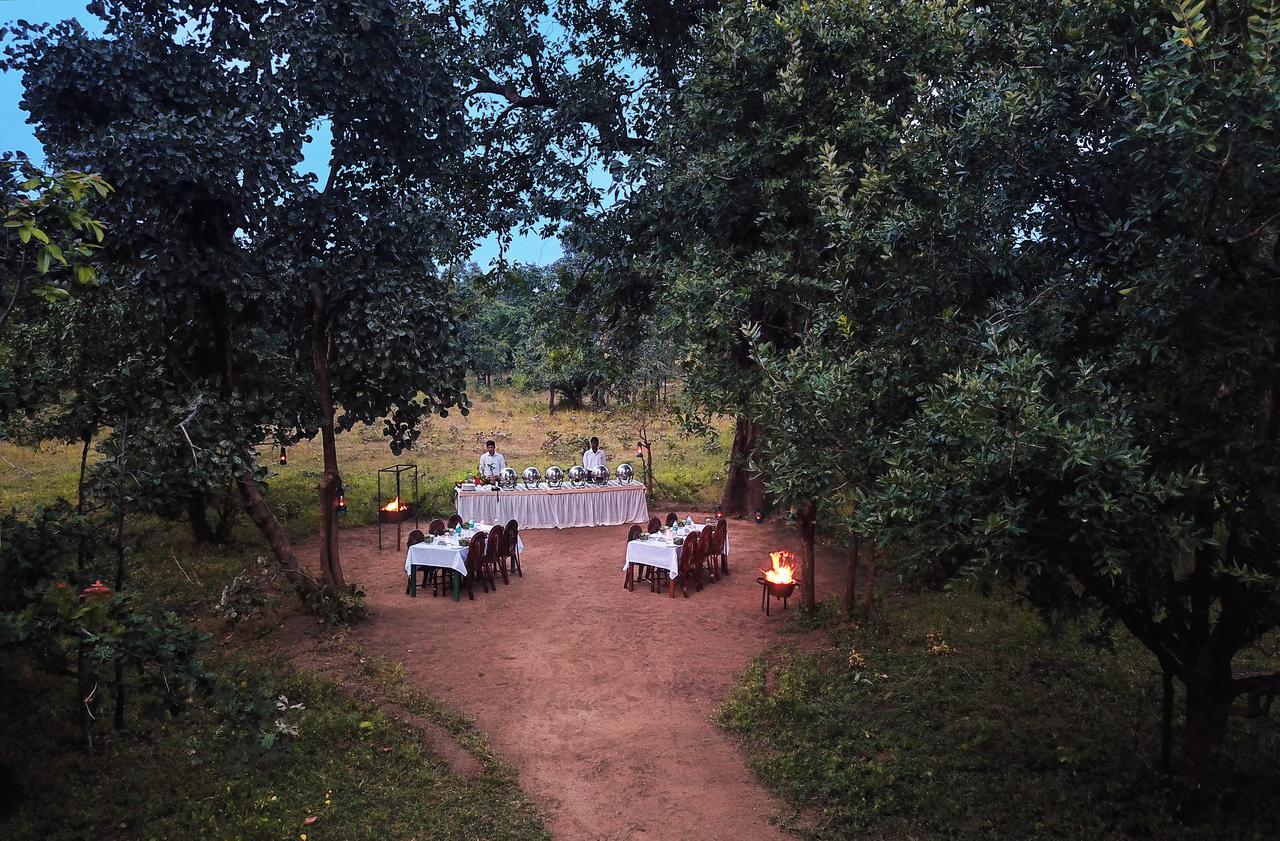 Hotel Pench Jungle Camp à Khawāsa Extérieur photo
