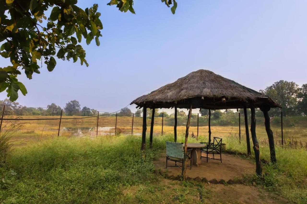 Hotel Pench Jungle Camp à Khawāsa Extérieur photo